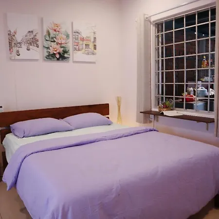 Lam House Homestay
